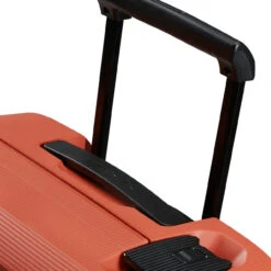 Samsonite Magnum Eco 4 Wheel Cabin Suitcase - 55cm -Travel Gear Shop 139845 0557 MAGNUM ECO SPINNER 5520 WHEEL HANDLE 57022.1685535941