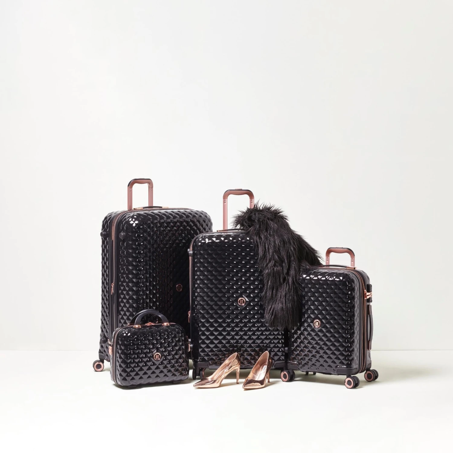 IT Luggage Glitzy - Vanity Case (Black) 10 IT Luggage Glitzy - Vanity Case (Black) - Image 10
