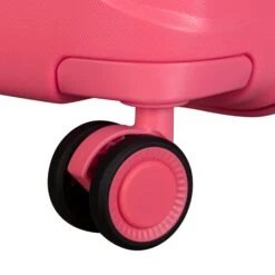 IT Luggage Momentous - 4-Piece Set (Calypso Coral) -Travel Gear Shop 32912 UK15 2886 08CalypsocoralSSWheel