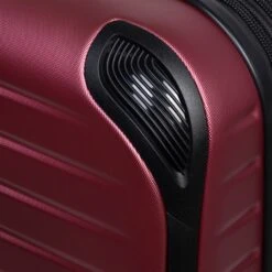 IT Luggage Lineal - 3pc Set (Wine Red) -Travel Gear Shop 61328 US16 2631 08DeepclaretS008SSProtectorcorner c5d6eee6 7b19 4aab bf5c d7f7e6da1c61