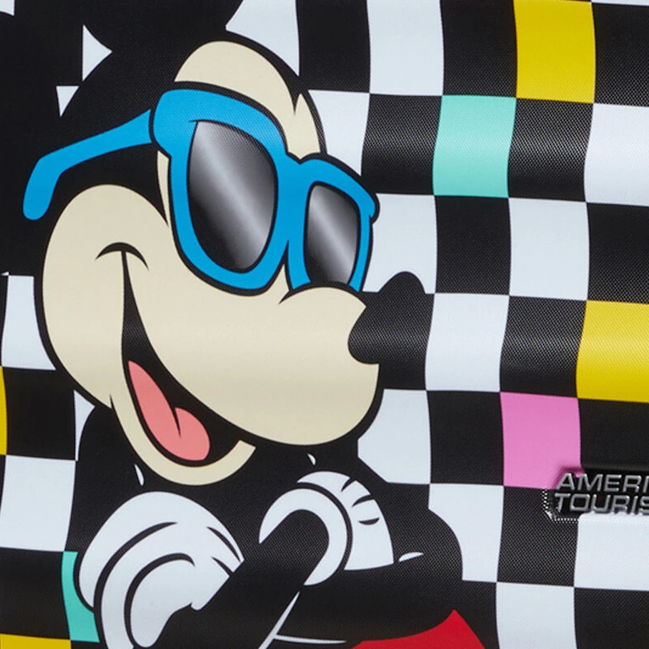 American Tourister Wavebreaker Disney MC 4 Wheel Large Suitcase - 77cm 8 American Tourister Wavebreaker Disney MC 4 Wheel Large Suitcase - 77cm - Image 8