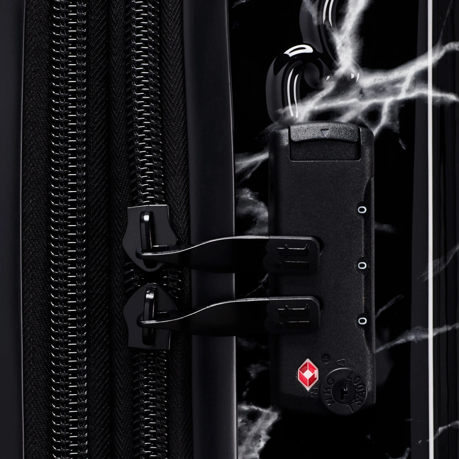 IT Luggage Candy Calavera - Underseat (Black Marble) 7 IT Luggage Candy Calavera - Underseat (Black Marble) - Image 7