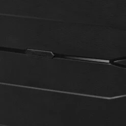 IT Luggage Momentous - Cabin (Black) 16 IT Luggage Momentous - Cabin (Black) -Travel Gear Shop Momentous Black Close up 8a134267 f3e0 49af 809d a51d7ebc9ac2