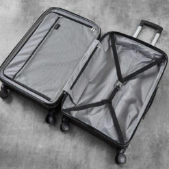Rock Prime 4 Wheel Exp Large Suitcase - 75cm -Travel Gear Shop TR 0241 BLK Interior 50786.1661161322.1280.1280 71047.1661161908.1280.1280 16670.1661162678