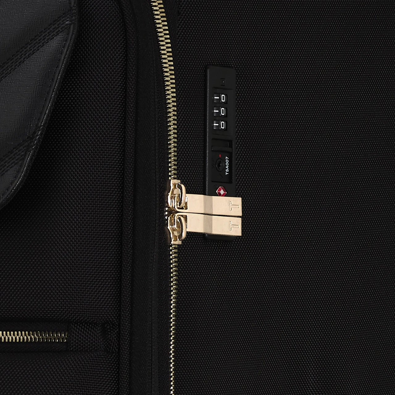 Ted Baker Albany Eco 4 Wheel Medium Suitcase - 69cm 6 Ted Baker Albany Eco 4 Wheel Medium Suitcase - 69cm - Image 6