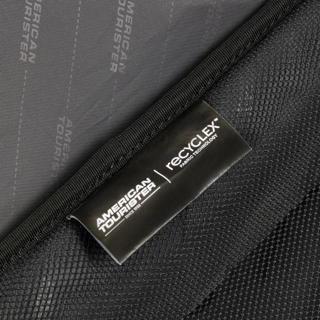 American Tourister Urban Track Wheeled Duffle M - 68cm 7 American Tourister Urban Track Wheeled Duffle M - 68cm - Image 7