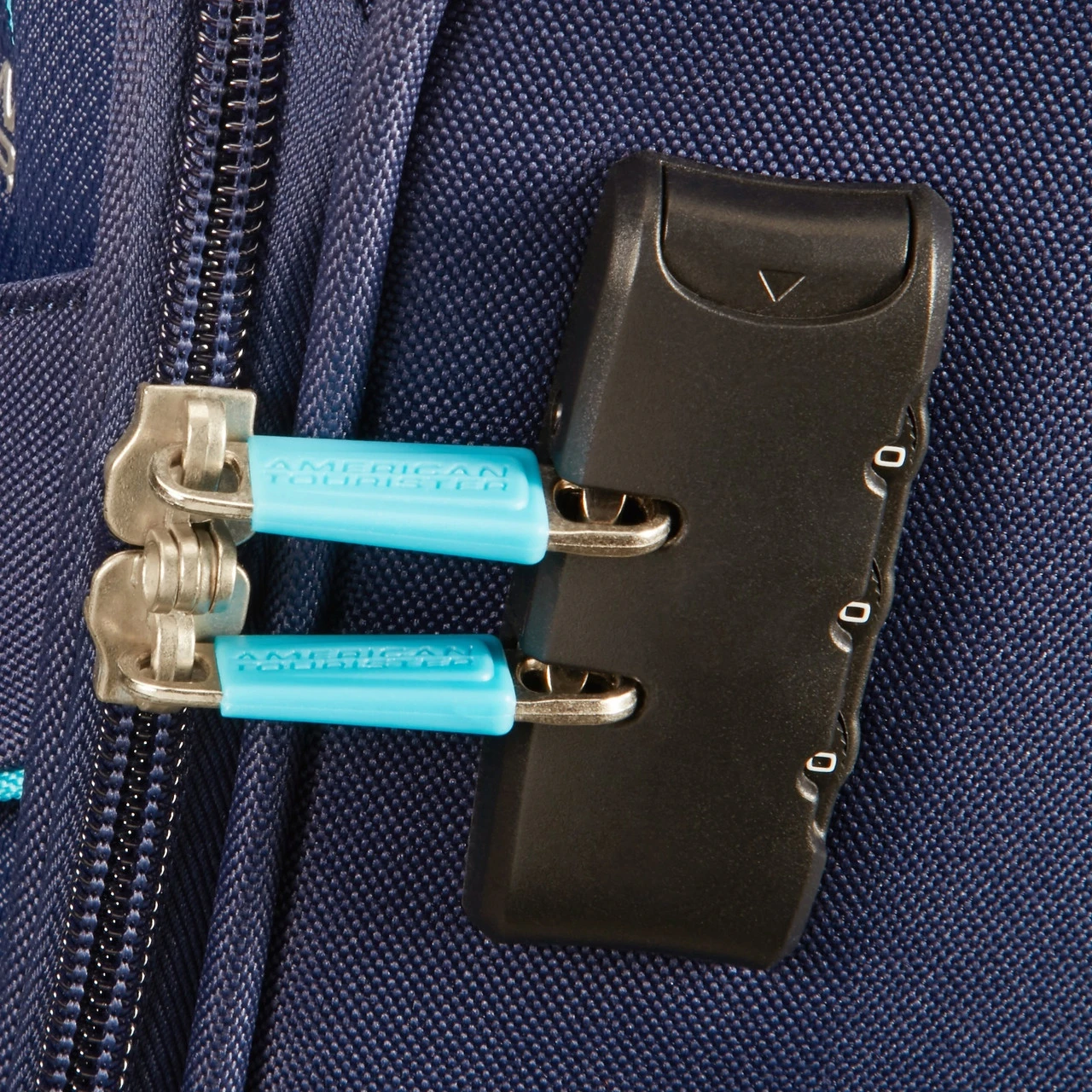 American Tourister Holiday Heat 4 Wheel Cabin Suitcase - 55cm 18 American Tourister Holiday Heat 4 Wheel Cabin Suitcase - 55cm - Image 18