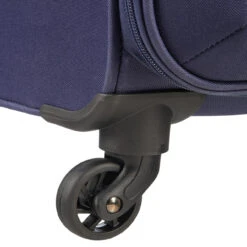 American Tourister Holiday Heat 4 Wheel Suitcase - 67cm -Travel Gear Shop holiday heat spinner wheel 3 33890.1665051383